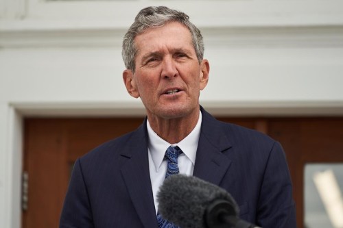 Manitoba Premier Brian Pallister makes an announcement in front of the Dome Building in Brandon, Man., Tuesday, Aug. 10, 2021. THE CANADIAN PRESS/David Lipnowski