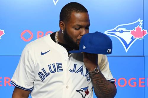 Guerrero Jr.’s signing highlights a solid April