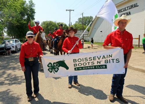 The Boissevain Boots N’ Bits 4-H club was part of a parade through Boissevain during the 4-H Zone Rally held at the ag grounds in town. The club is seen entering the ag grounds at the end of the parade, before going on to perform a musical ride on horseback. The ride saw the club members perform a choreographed horse ride to country music. (Connor McDowell/Brandon Sun)
