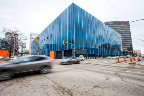 Problems surrounding the Winnipeg Police Service headquarters project at 245 Smith St. have plagued the city for years. (Mikaela MacKenzie/Winnipeg Free Press files)