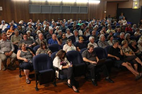 New roof for Souris’s cherished Avalon Theatre