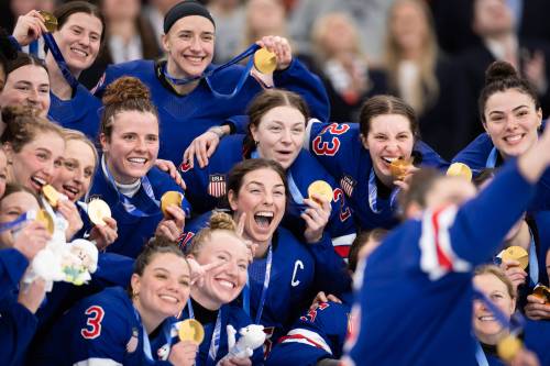 Hockey Peak: U.S. women have climbed past Canada
