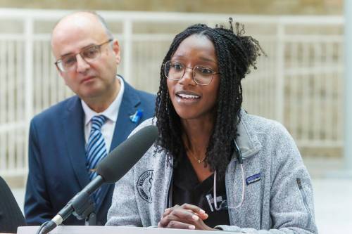 Tobi Morakinyo, a resident in the College of Family Physicians of Canada emergency medicine training program, has expanded her skills by working in northern Manitoba communities. (Mike Deal/Winnipeg Free Press)