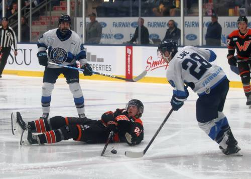 Cassidy Dankochik / The Carillon
                                Forward Connor Rieger (centre) and the rest of the Winkler Flyers were off the pace set by the Steinbach Pistons last Friday as the puck dropped on the MJHL&rsquo;s regular season.