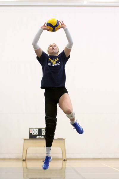 Alex Roberge is set to start for the Brandon University Bobcats women&rsquo;s volleyball team this year, after missing a year and a half with a serious knee injury. (Thomas Friesen/The Brandon Sun)