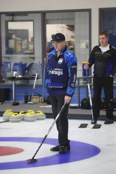 Steve Irwin marks the shot for his teammates during the game against Andrew Kempthorne on Wednesday. Irwin is undefeated with a 3-0 record to start the 2026-27 season. (Rowan McCarthy/The Brandon Sun)